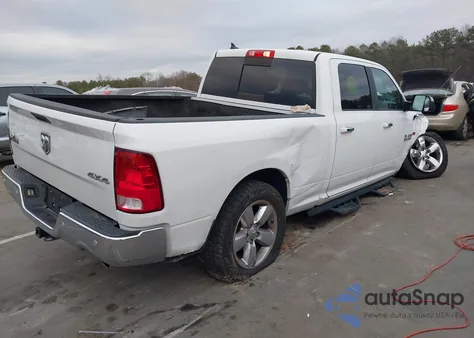 2018 Ram 1500 Big Horn 4X4 6'4 Box z USA, uszkodzony, nr VIN 1C6RR7TM1JS226856